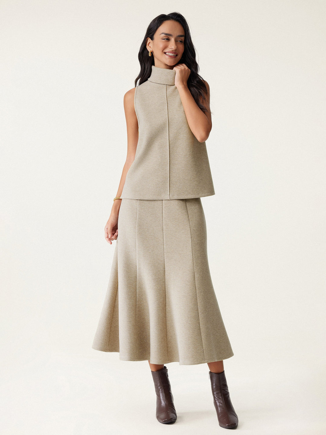 Maison Delcourt ™ | Pull à col roulé avec ourlet fendu